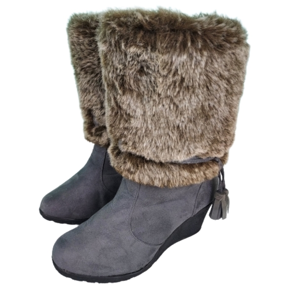 Faux fur suede Winter boots, women's size 8, grey - Picture 2 of 8